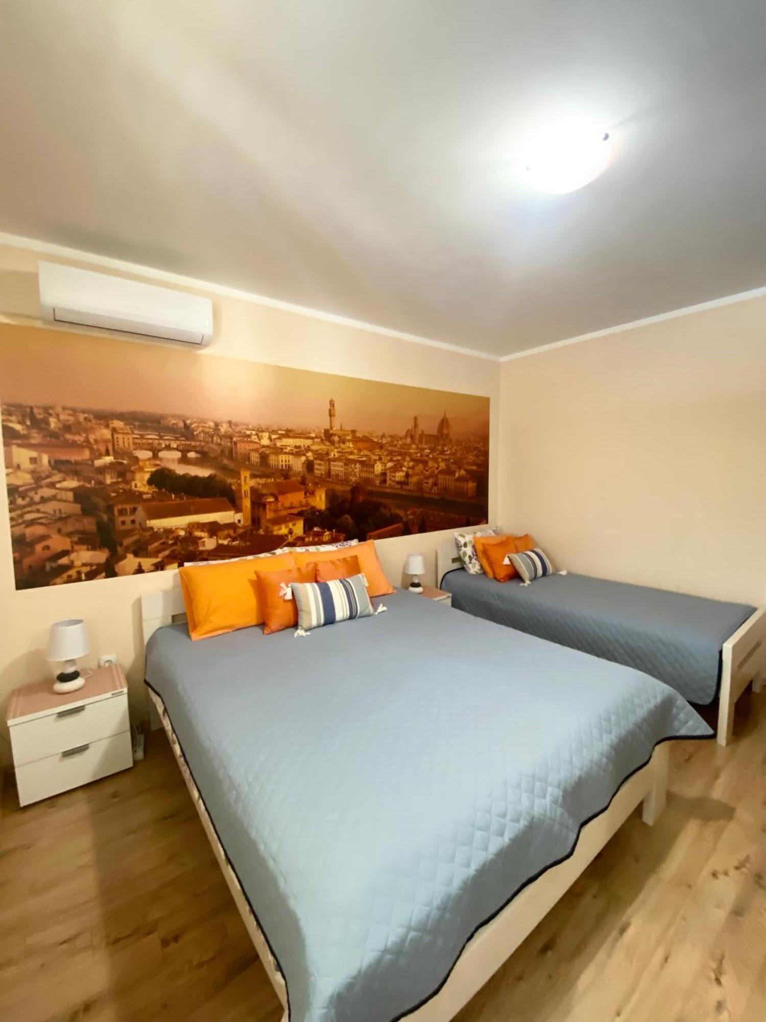 Apartments Villa Viktoria Тиват Экстерьер фото
